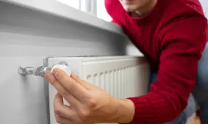 Regolazione termostato per ottimizzare i consumi caldaia a condensazione vs caldaia tradizionale.