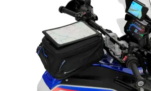 Custodia tablet fai da te per moto, con mappa trasparente sopra. Perfetta per ogni avventura su due ruote.