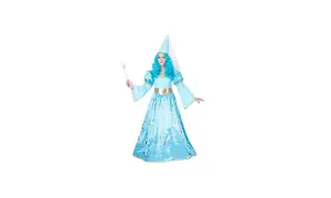 Bambina con vestito fata turchina fai da te, cappello a punta e bacchetta magica.