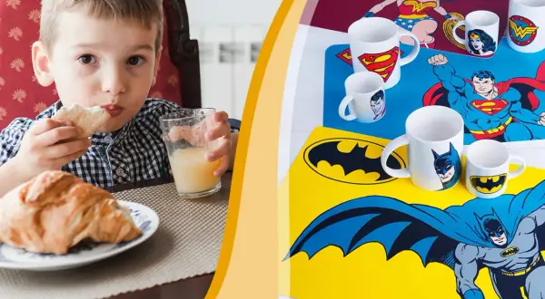 Tovagliette asilo fai da te con i supereroi per rendere la merenda un'avventura. Batman, Superman e Wonder Woman pronti a proteggere il tuo bimbo!