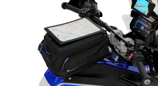 Custodia tablet fai da te per moto, con mappa trasparente sopra. Perfetta per ogni avventura su due ruote.