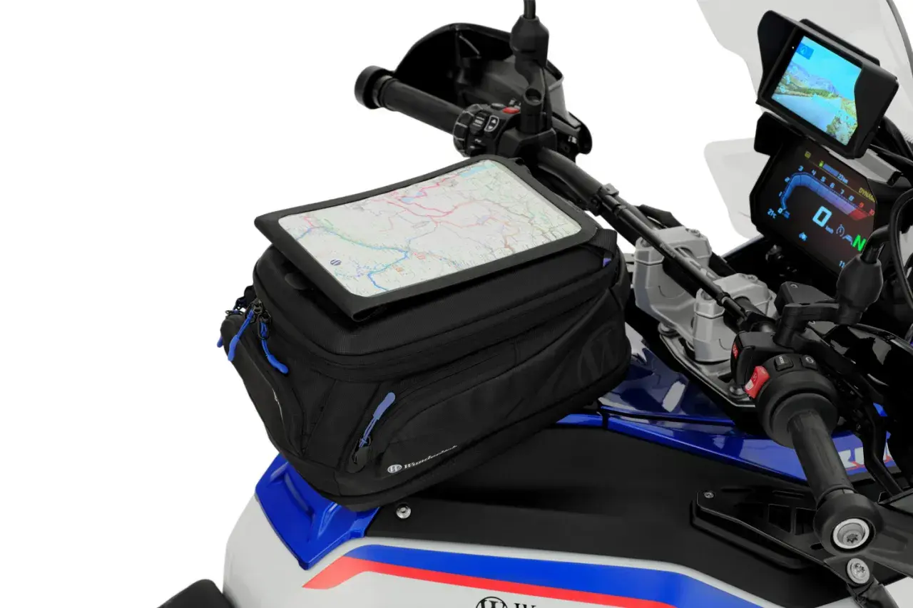 Custodia tablet fai da te per moto, con mappa trasparente sopra. Perfetta per ogni avventura su due ruote.