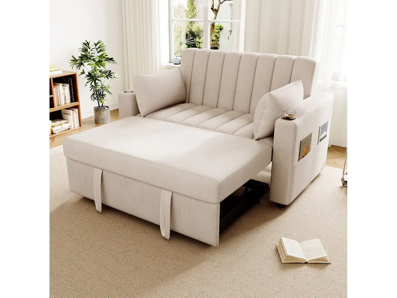 Divano letto beige con chaise longue estesa, ideale per chi cerca idee per trasformare il letto in divano. Pratico e moderno.