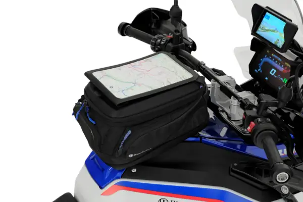 Custodia tablet fai da te per moto, con mappa trasparente sopra. Perfetta per ogni avventura su due ruote.